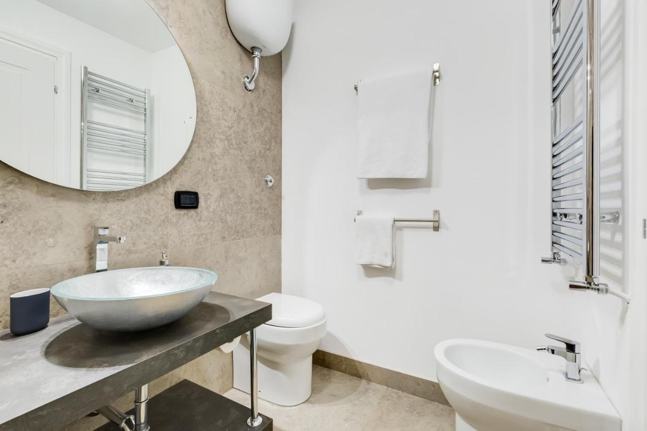Bmga L Glam Industrial 3-Bed Apartment In Termini Ρώμη Εξωτερικό φωτογραφία